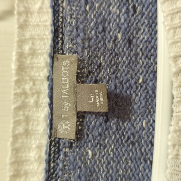 T by Talbots Women's Crewneck Sweater Size Large - Picture 3 of 6